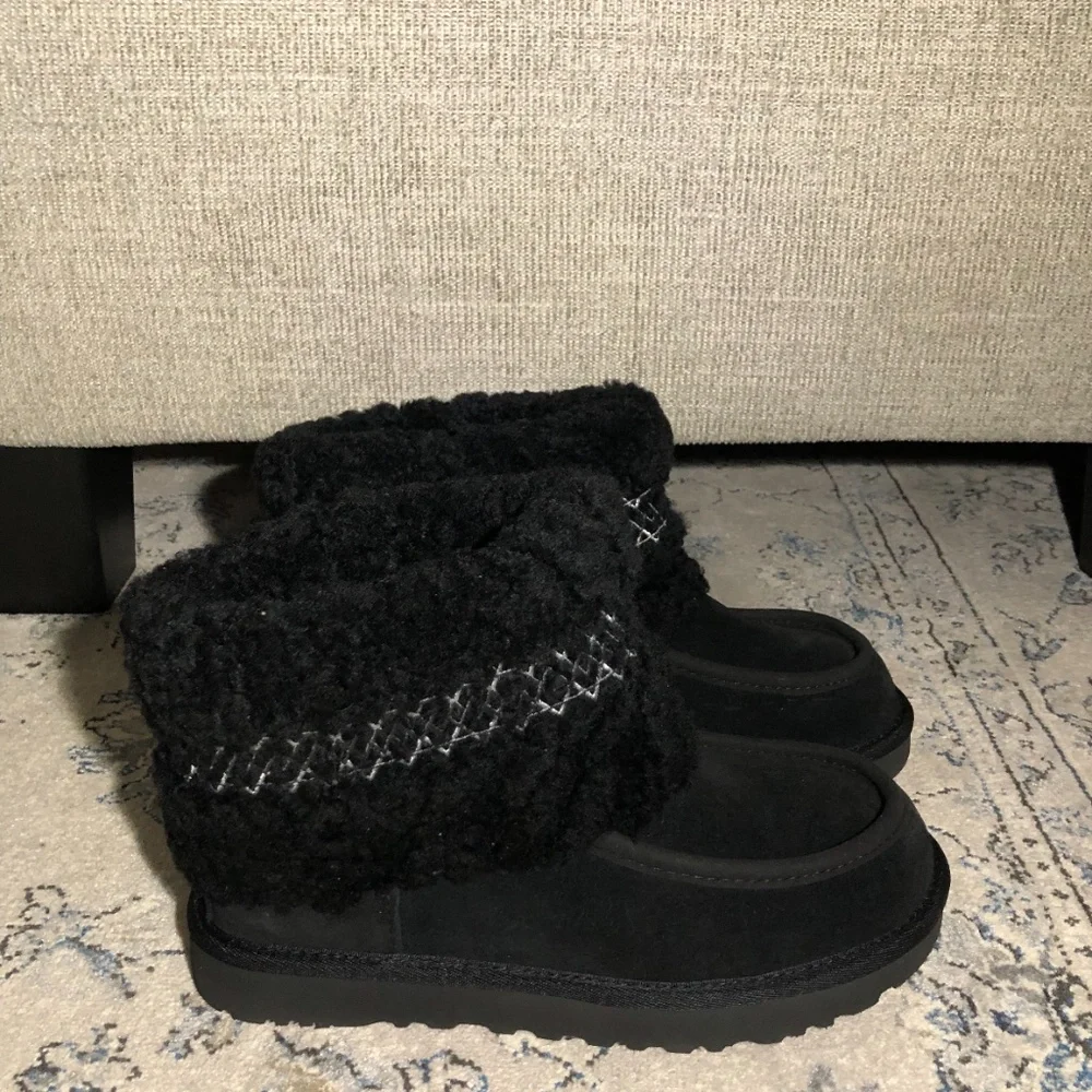 UGG Mini Braid Cuff Boots Black